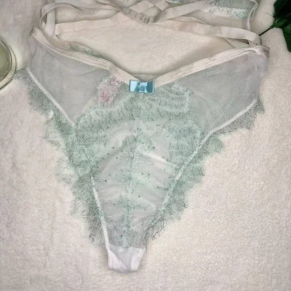 Victoria's Secret White And Light Blue Halter Neck Lace Teddy Lingerie - Picture 6 of 8